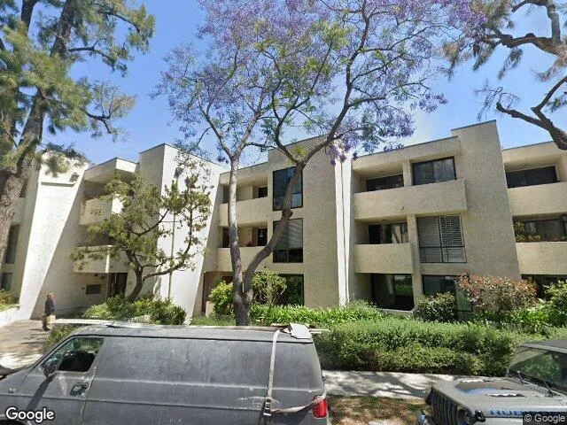 Sold home at 8400 De Longpre Ave, Apt 209